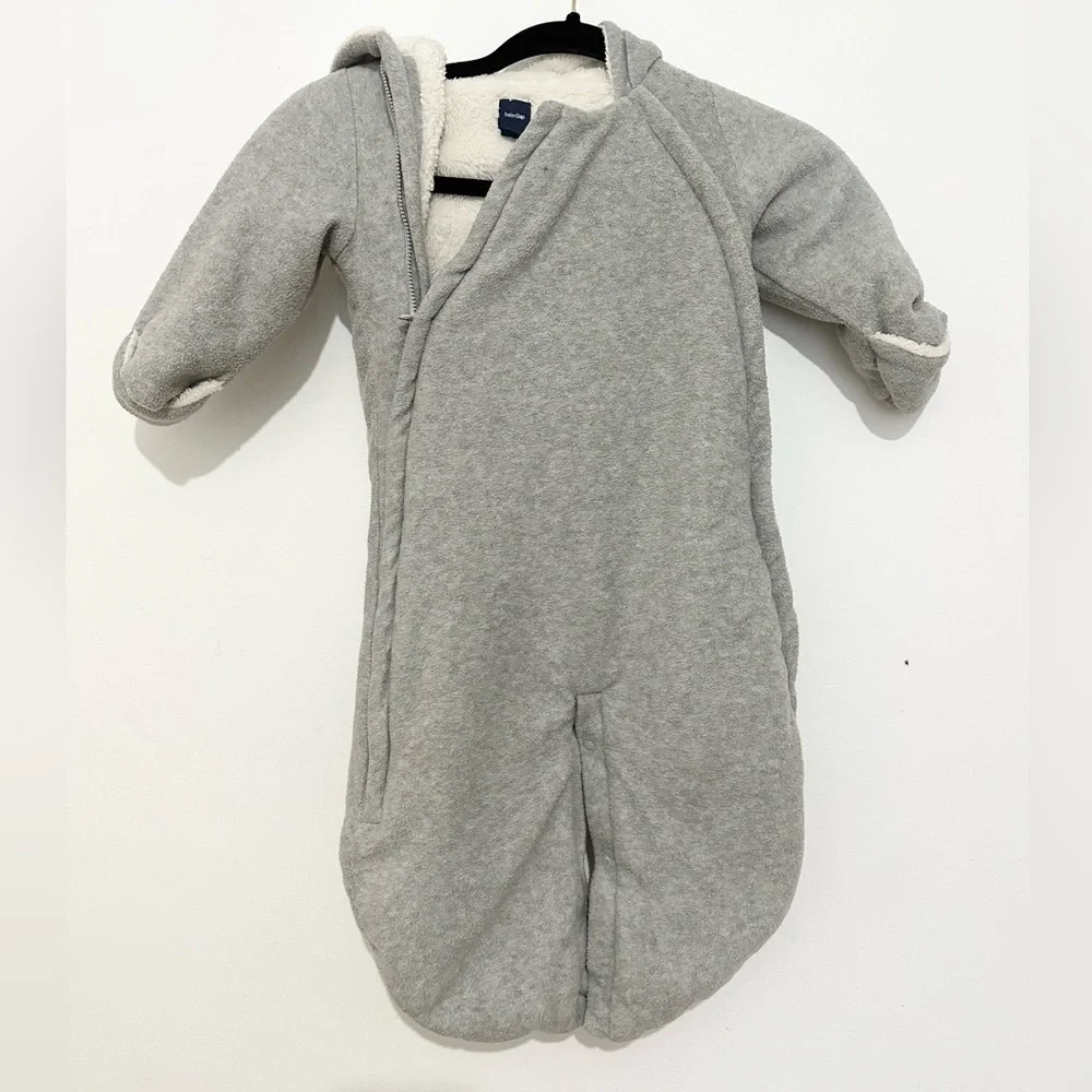 Baby Gap Gray Fleece Sherpa Convertible Bundler Bunting Snowsuit 6-12 Months